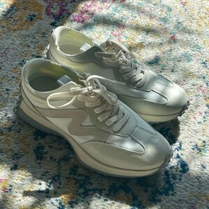 Steve Madden sneakers